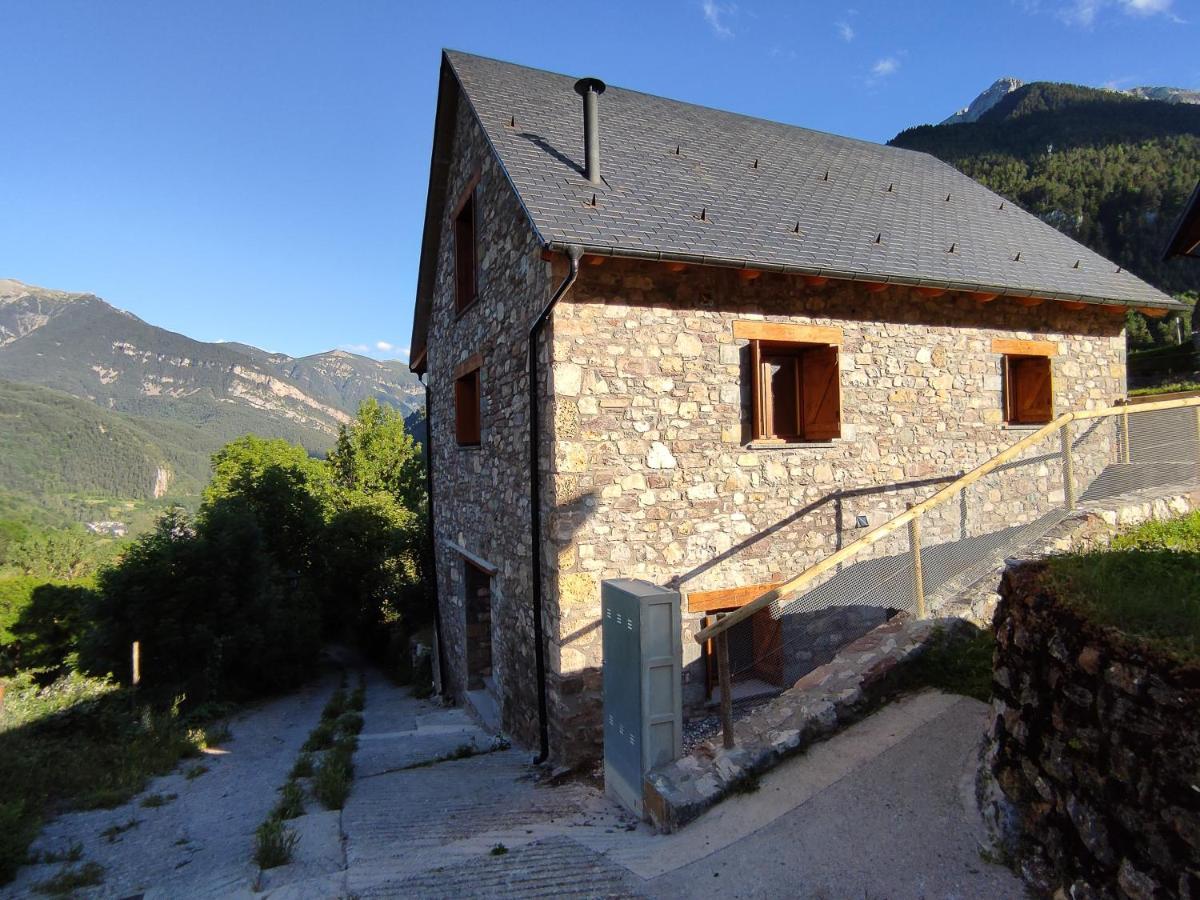 Апартаменты Balcon De Pineta Бьельса Экстерьер фото